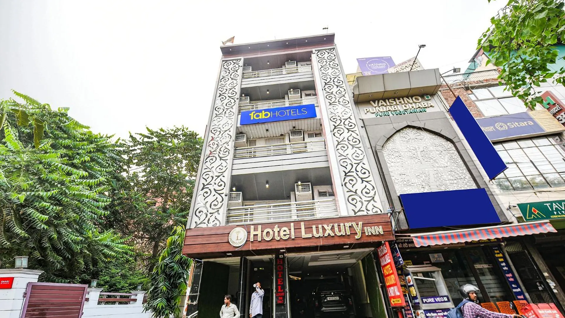 Fabhotel Luxury Inn Near Adarsh Nagar Metro Delhi  3*, Delhi (National Capital Territory of India) India