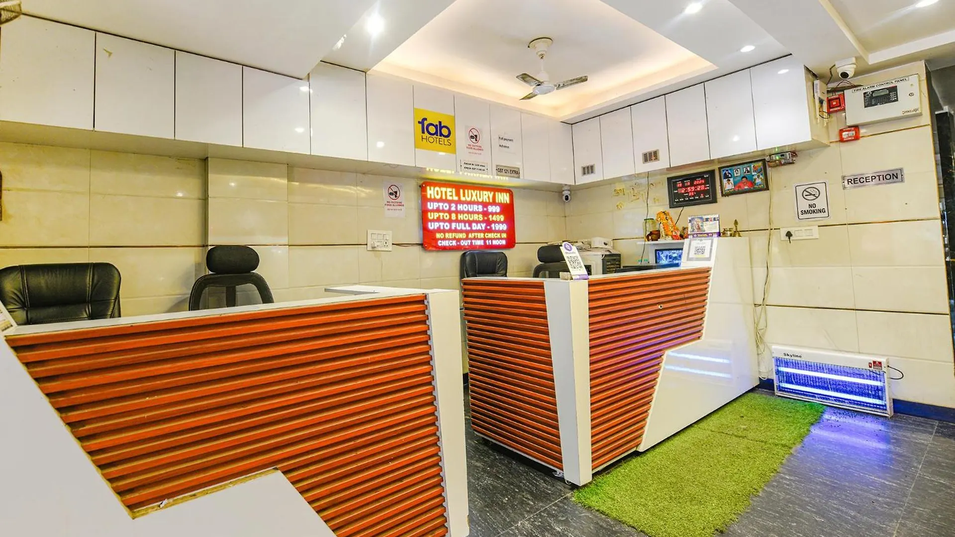 Fabhotel Luxury Inn Near Adarsh Nagar Metro Delhi  3*, Delhi (National Capital Territory of India)